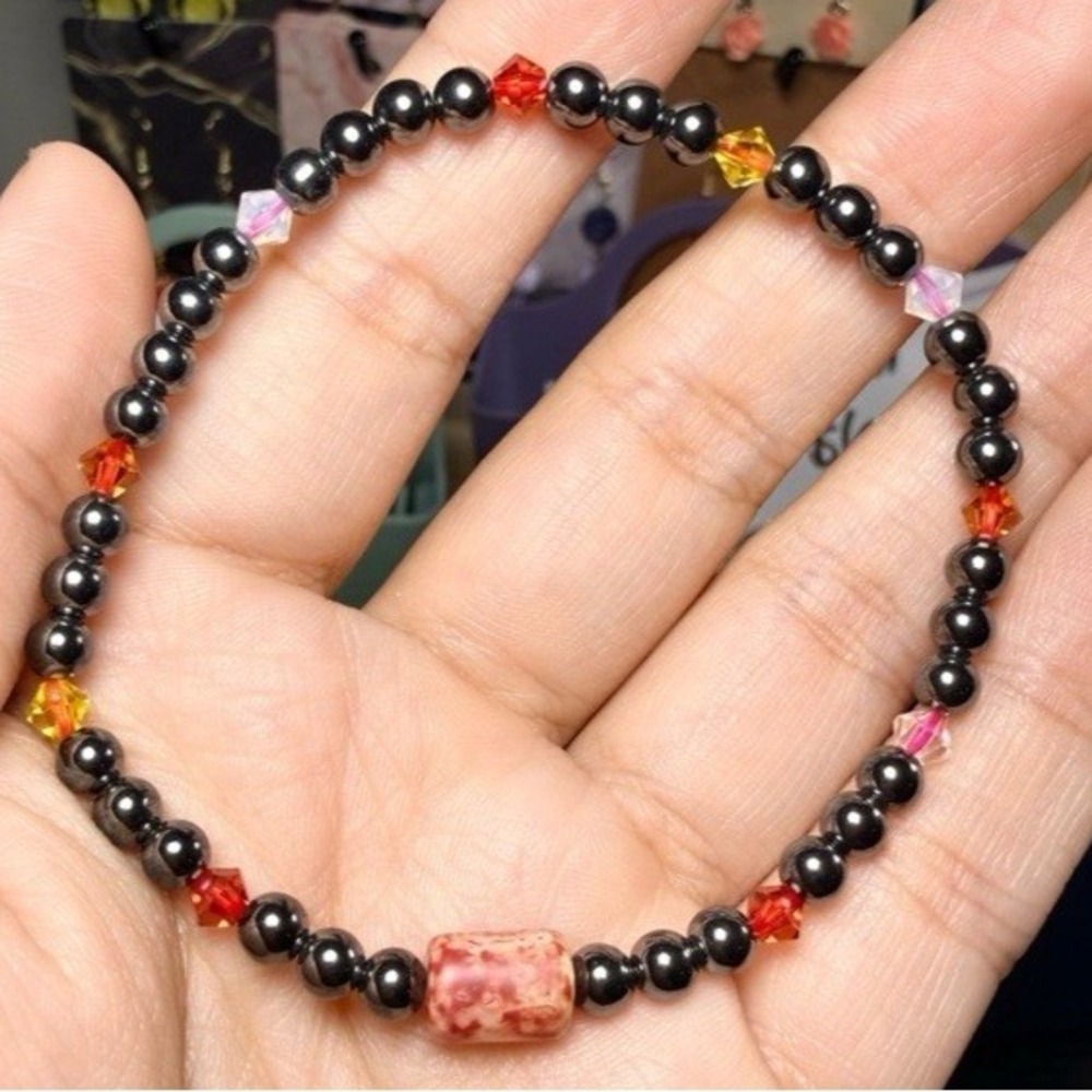 Handmade 4mm Hematite Bracelet with Swarvoski Crystals and Glass Accents NEW